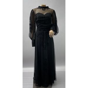 Wayward Fancies Black Tulle Embroidered Long Evening Gown One Size Fit & Flare